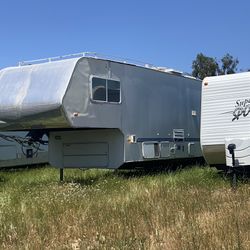 Toyhauler 