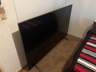 Samsung 70” TU7000 4K Smart TV.