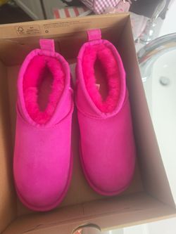 Uggs size 6