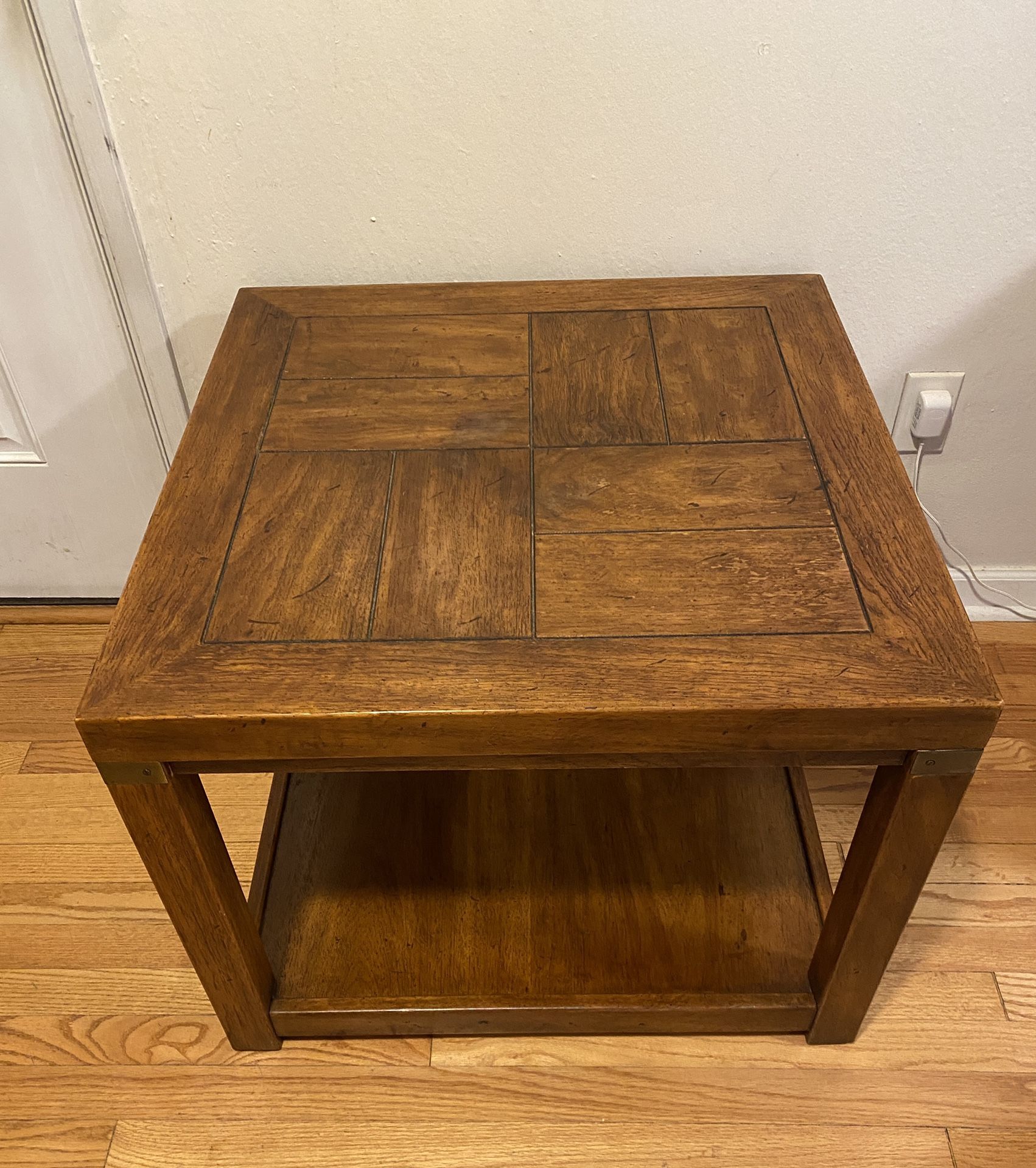 Vintage Drexel  End table