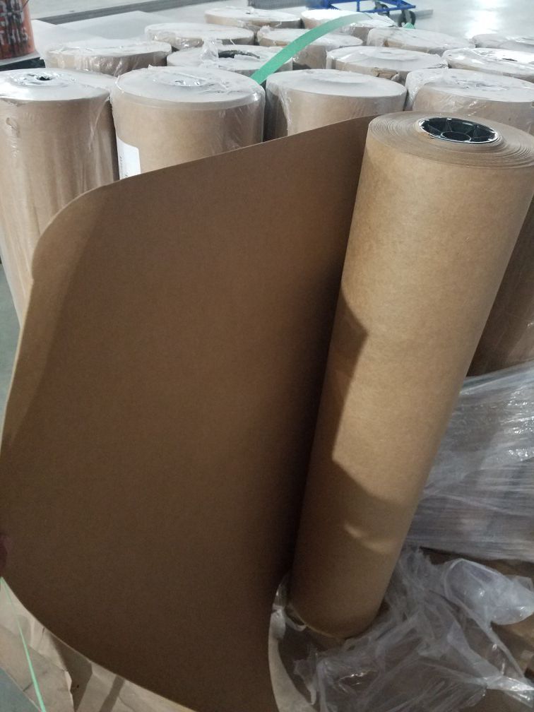 Paper protection rolls. 3'x180' ....Rollos de papel de proteccion 3 pies x 180