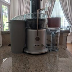 Breville Juicer