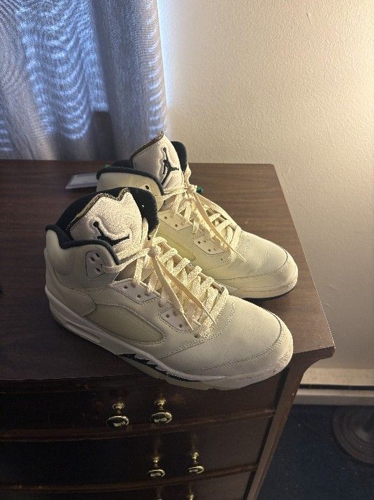 Cream Jordan 5s
