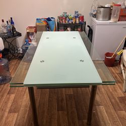 Glass Dining Table (extendable)