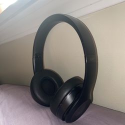 Beats Solo 3 Wireless headphones 