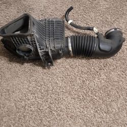 2011-2020 Dodge Charger 5.7L OEM Air Intake.