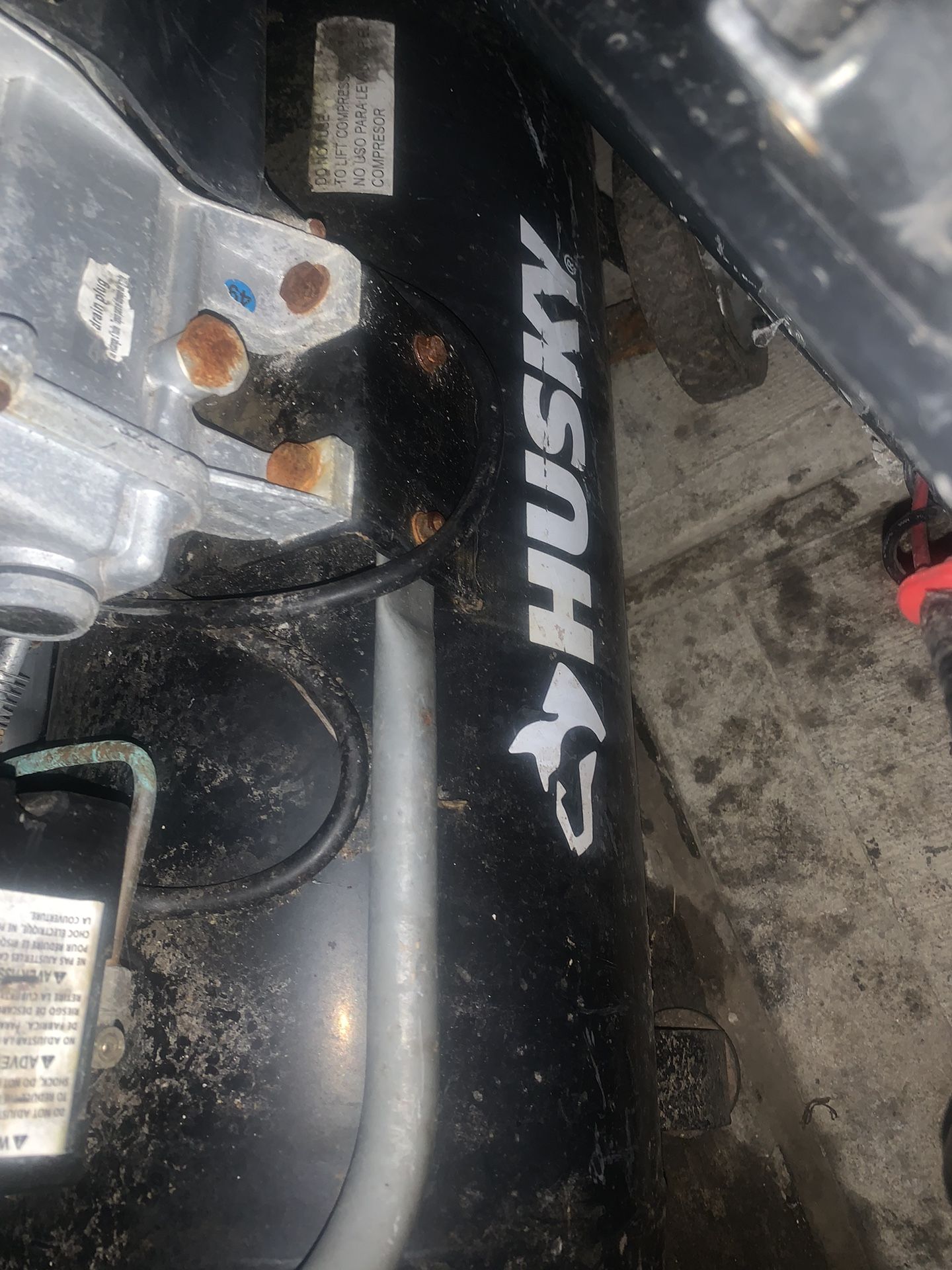 Husky Compressor