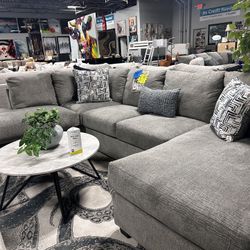 Perfect Gray Sectional! $1699 🩶✨🔥