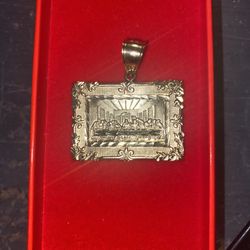 Gold Pendant 
