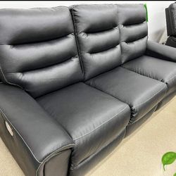 Ashley Reclining Sofas Couchs Finance and Delivery Available 