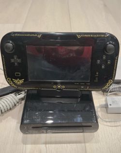 Nintendo Wii U w/ Zelda Tablet