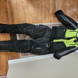 Motorcycle Jacket And Pants 