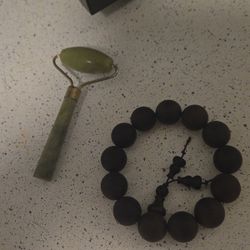 jade roller and bracelet