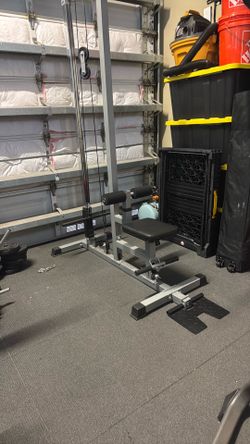 Lat pull down machine