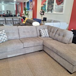 31005.... 2 Pc. Sectional 