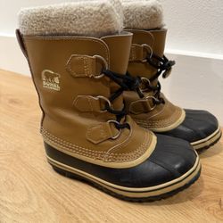 Sorel Winter Boots, Big Kids Size 2