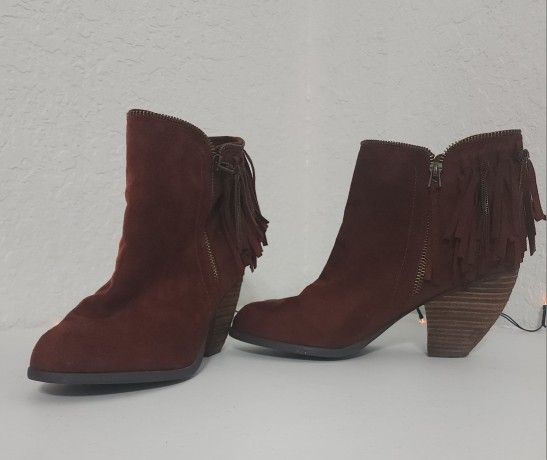 Women's Mohegan Chukka Boots W/fringes, Zippers. Not Rated Brand.