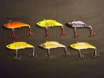 2.5 inch Rattle lures