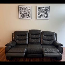 Selling  Couch Dark Gray !! Read Description 🛋️ 