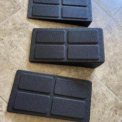 Squat Wedge Block