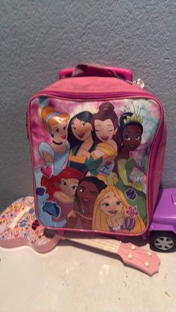 Kids suitcase with wheels