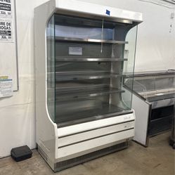 Open Case Refrigerator 