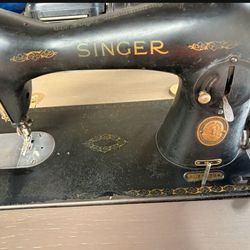 Antique Sewing Machine 