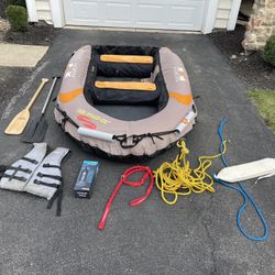 Hard bottom heavy duty inflatable boat