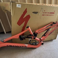 Specialized StompJumper 2021 S3  Maple Orange Matte Color
