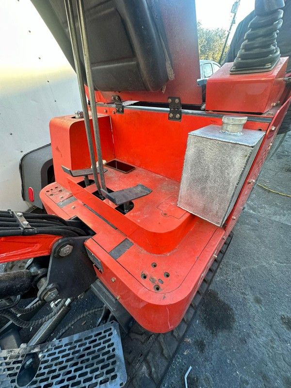 LARGE FUEL TANK FOR A MINI EXCAVATOR CUSTOM MADE  ALL ALUMINUM MESSAGE ME  WE MAKE IT ALL!! 👌 PERFECT!!