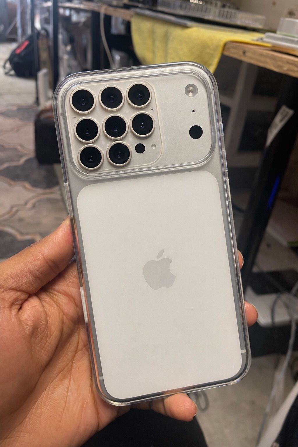 iPhone 16 Pro Max Cracked Screen Back Glass Replacement 15 Pro 14 Plus 13 Pro Max Housing 12 Pro Frame