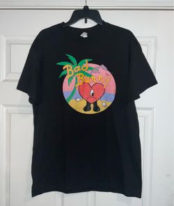 Bad Bunny Black Graphic Designer Crew Neck Short Sleeve T-Shirt Adult Men’s Large New
