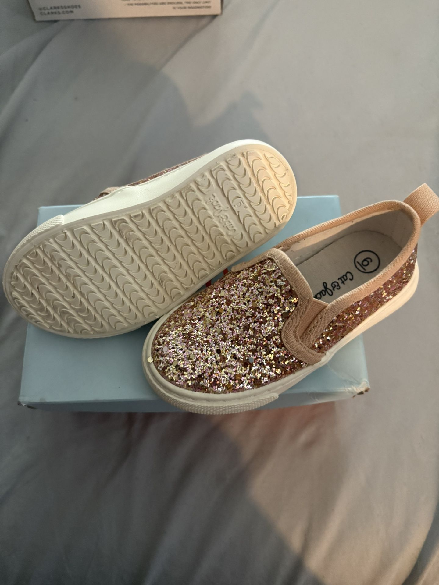 Cat and Jack toddler Shoes Glitter Pink