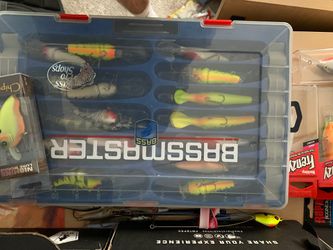 CRANKBAITS AND OTHER BASS LURES CHEAP