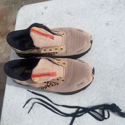 Brooks Adrenaline GTS 22