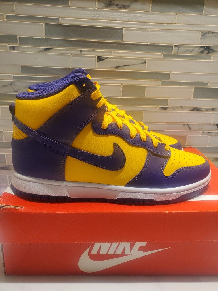 Nike Dunk High Lakers Edition. Size 9.5 Men's
