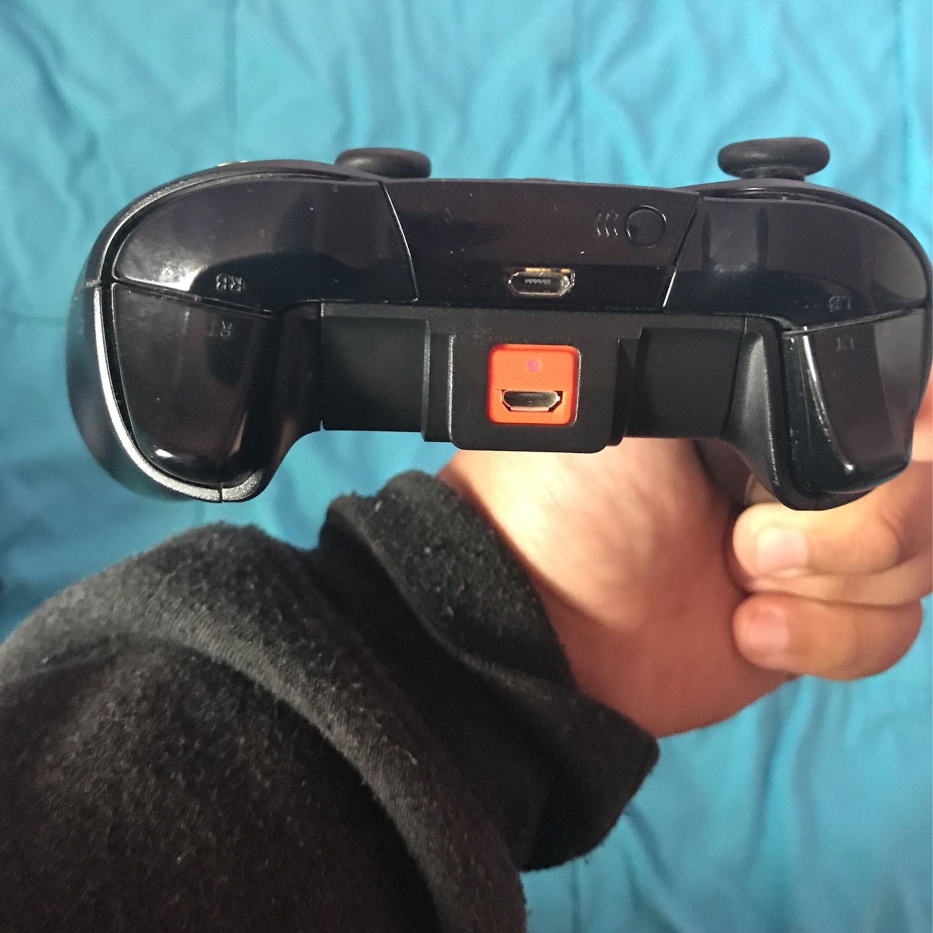 Rechargeable XboxOne Controller!