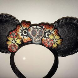 Walt Disney Halloween Poco Loco Minnie Mickey Ears
