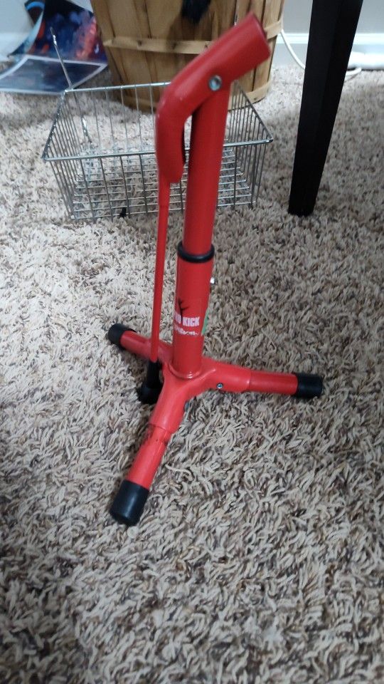 Wilson pro kick football stand practice