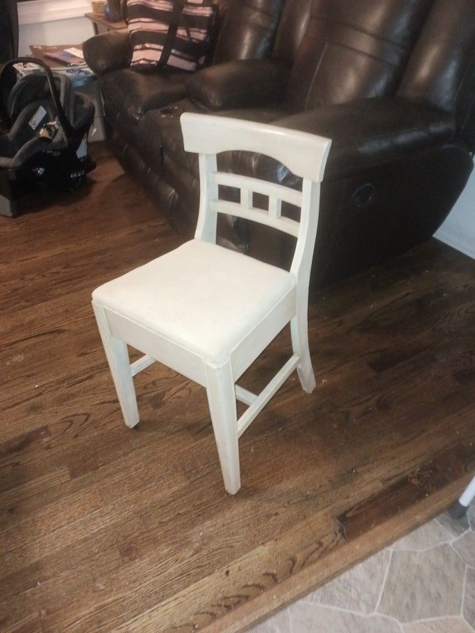 Antique Sewing Chair; Mid-Century Modern Piece; Excellent Condition; Off-White Wooden Stash Chair