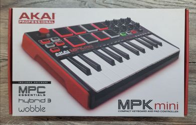 Akai Professional MPK Mini MIDI Controller