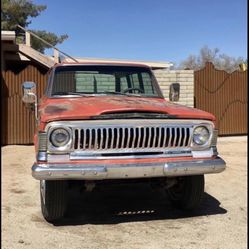 1973 Jeep Wagoneer