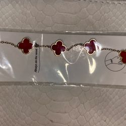 Red Bracelet High End The Color Won’t Fade , Skin Friendly 