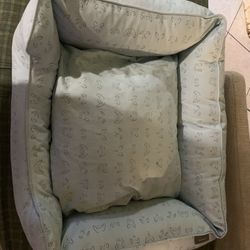 Dog Bed 