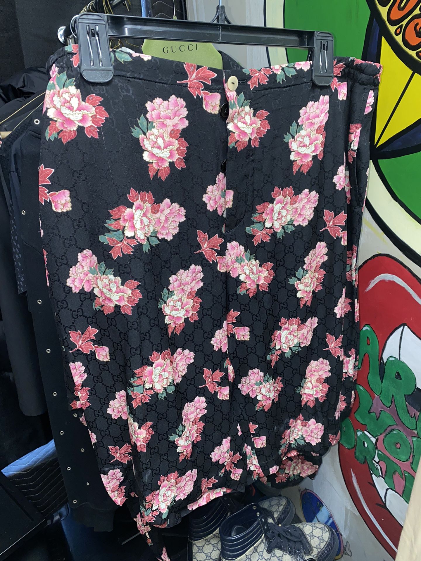 Gucci Peony Floral Print Shorts - Size 50EU