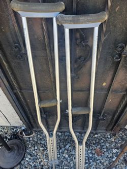 Walking Canes and Crutches