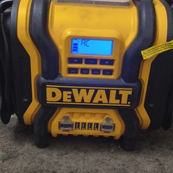 DeWalt jumper/air compressor