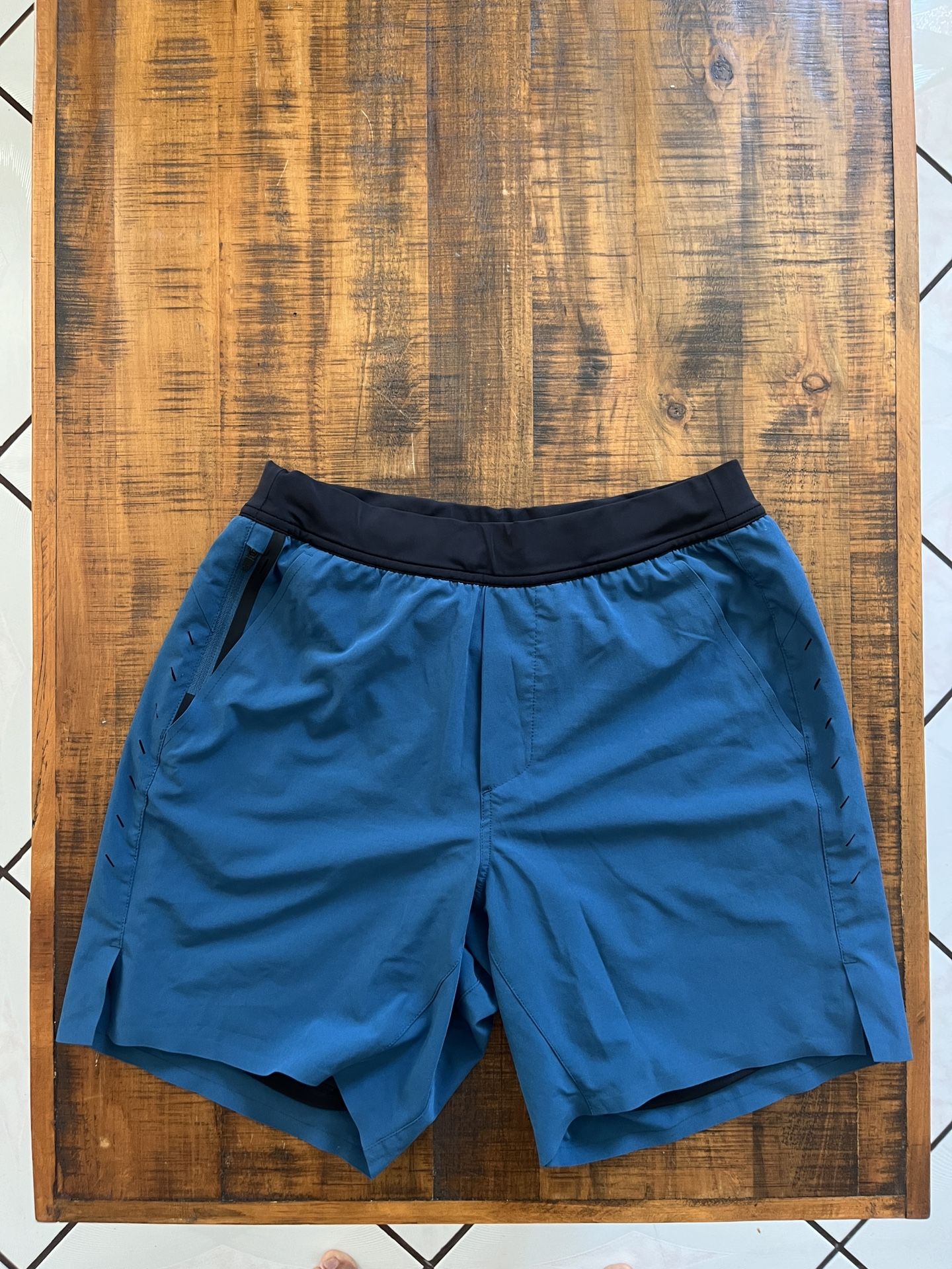 Ten Thousand running Shorts