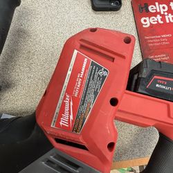 Milwaukee Rotary Hammer 