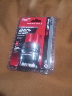 M12 2.5 battery
